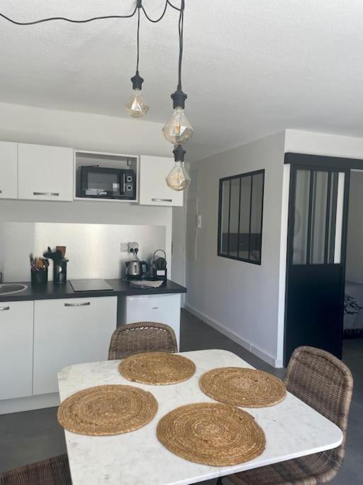 Apartamento "Lou Mes" Les Baux Balcon Exterior foto
